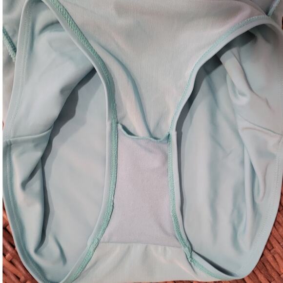 SERRA Seafoam Green Ruffle Plunge OnePiece Swimsuit M Pinup Rockabilly Beachwear - Picture 5 of 7